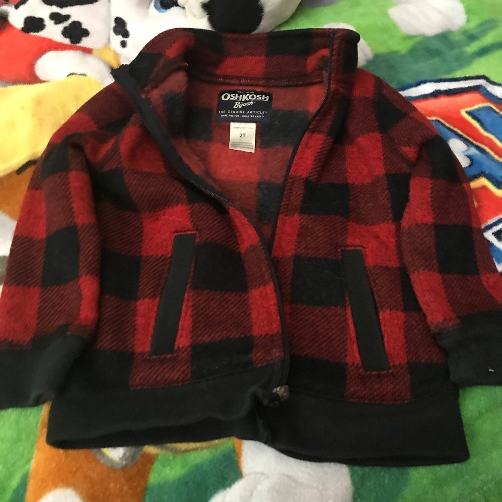Fleece zip sweater. Plaid.